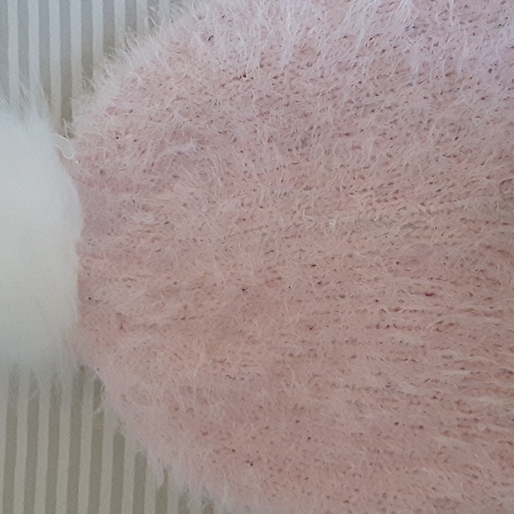 Girls winter hat - Picture 7 of 7